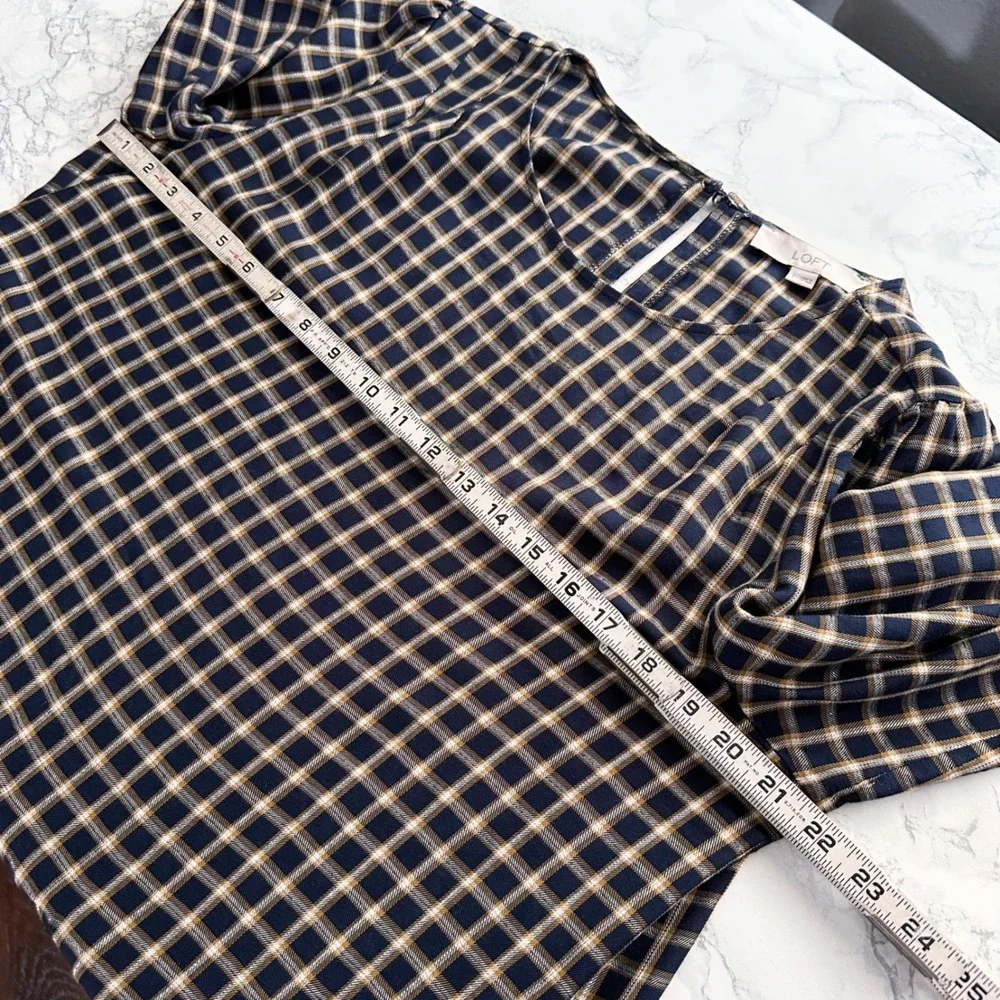 LOFT Long Sleeve Plaid Navy Blue Gold Metallic Blouse Women's Size Large